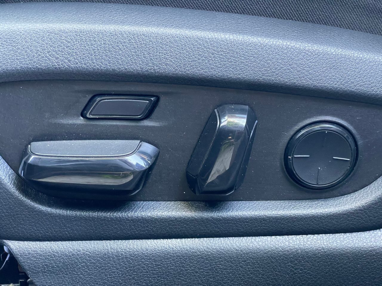 Foto Lexus ES 33
