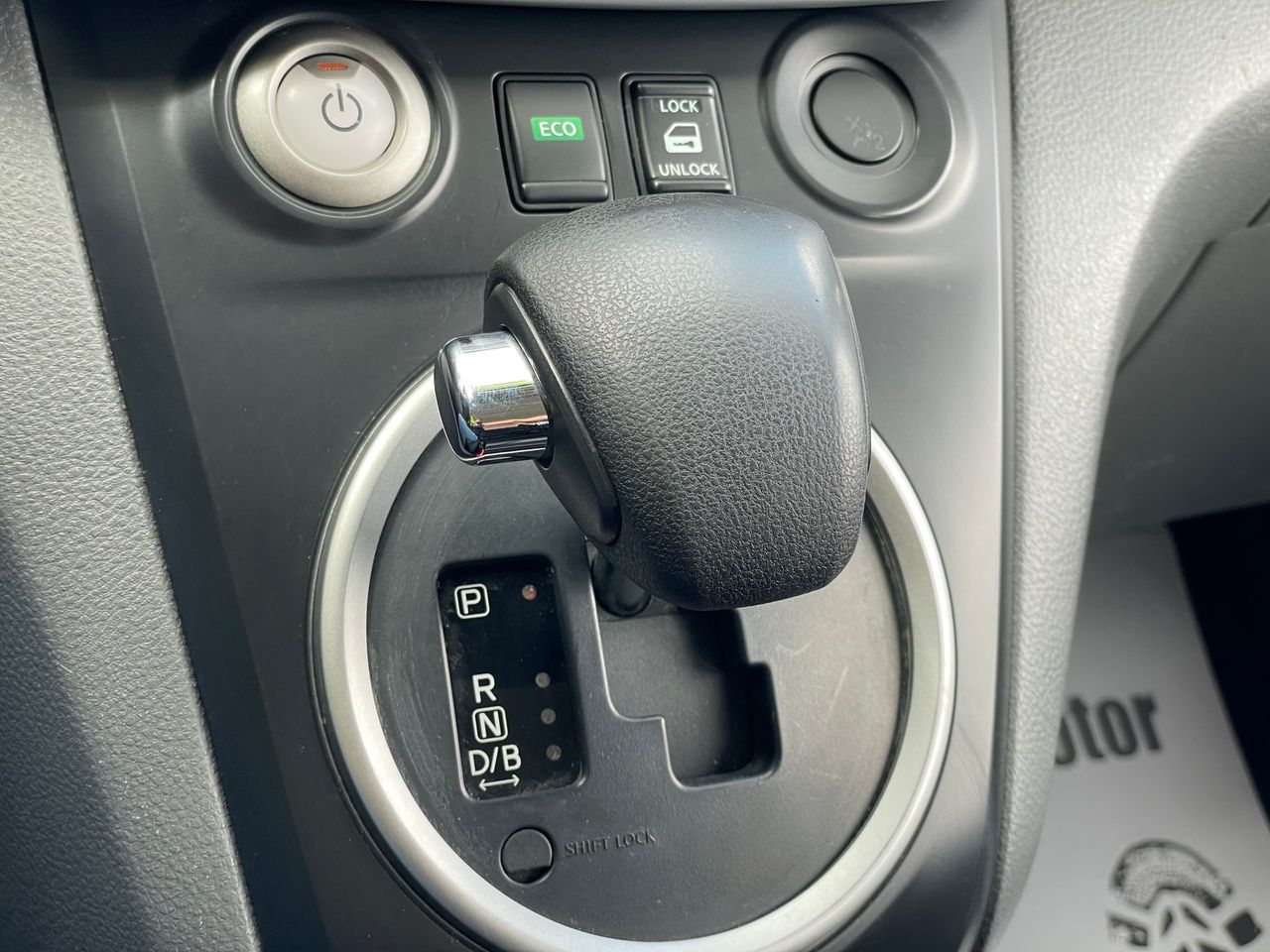 Foto Nissan e-NV200 15