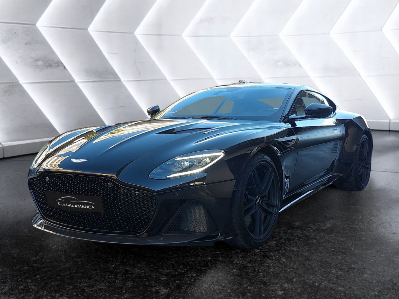 Foto Aston martin DBS 1