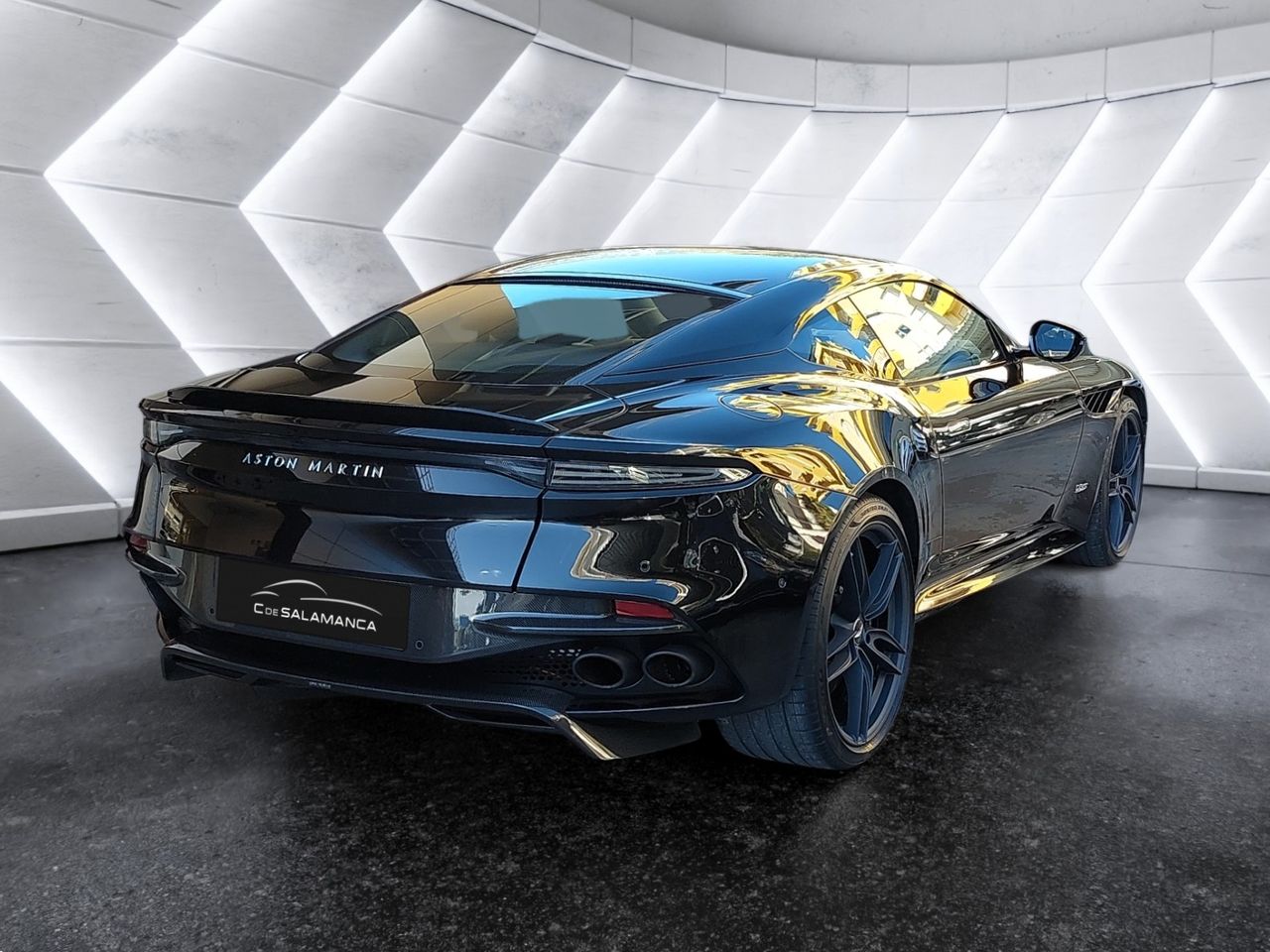 Foto Aston martin DBS 3