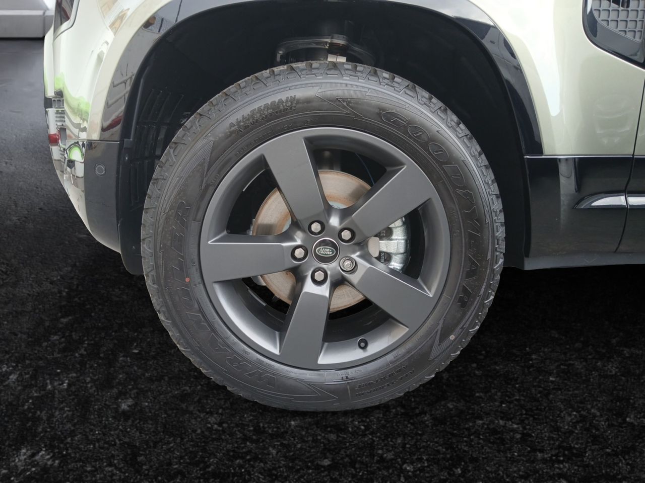 Foto Land-Rover Defender 15