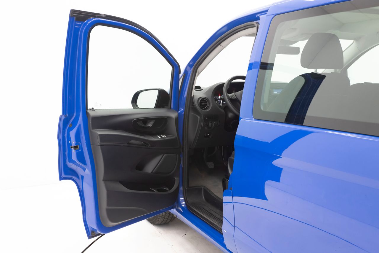 Foto Mercedes-Benz Vito 18