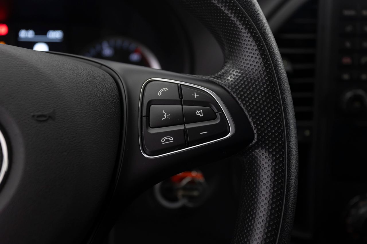 Foto Mercedes-Benz Vito 22