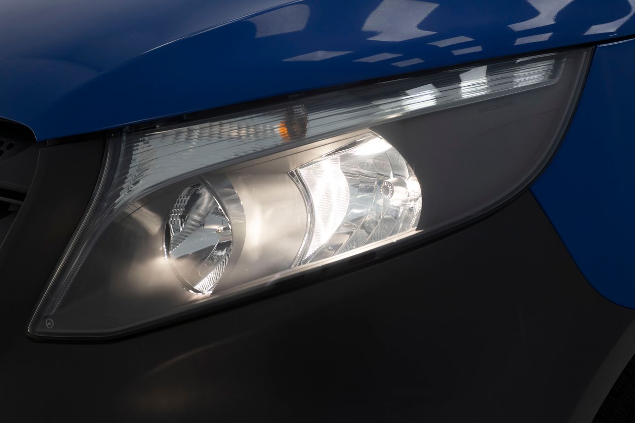 Foto Mercedes-Benz Vito 32
