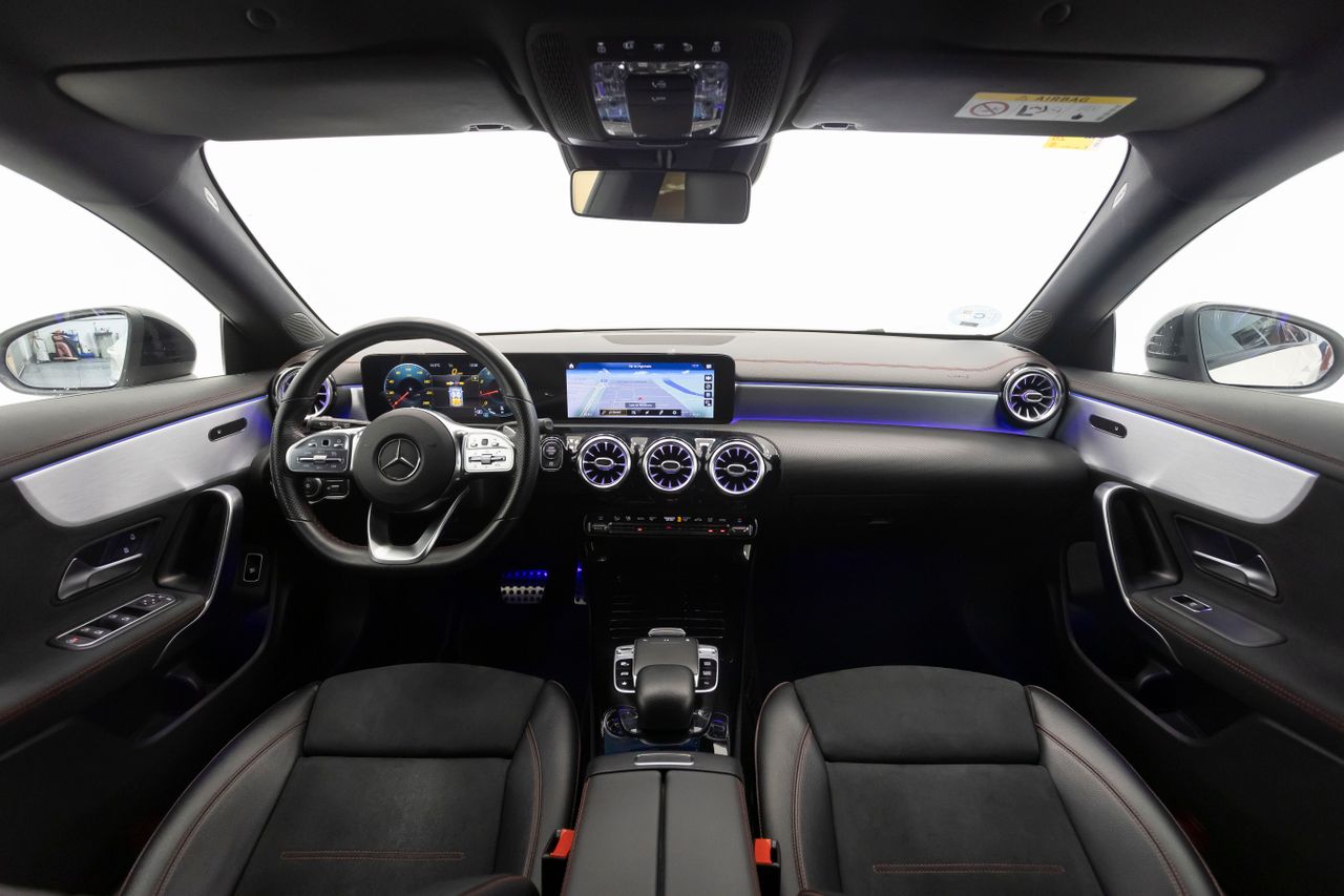Foto Mercedes-Benz Clase CLA 3