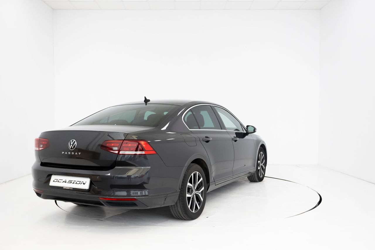 Foto Volkswagen Passat 2