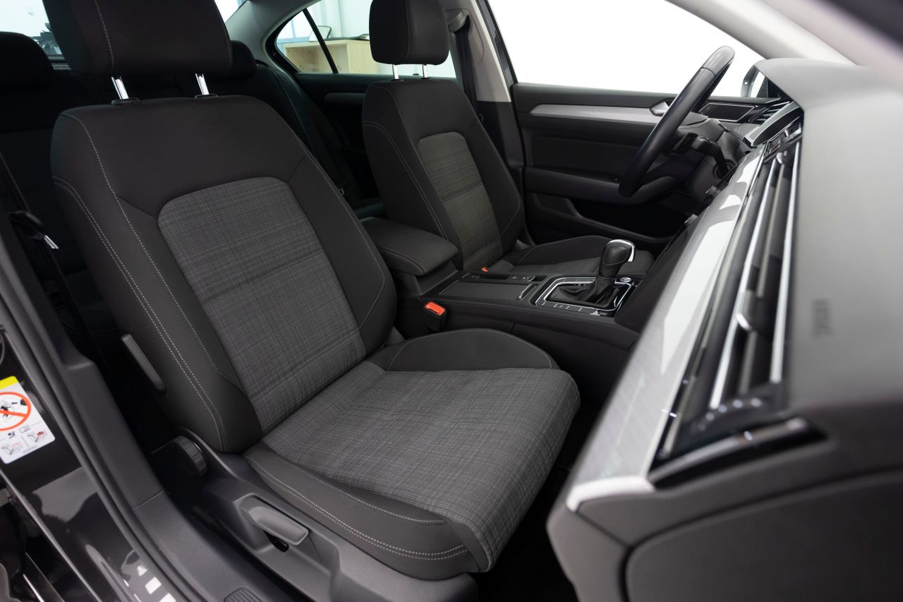 Foto Volkswagen Passat 22