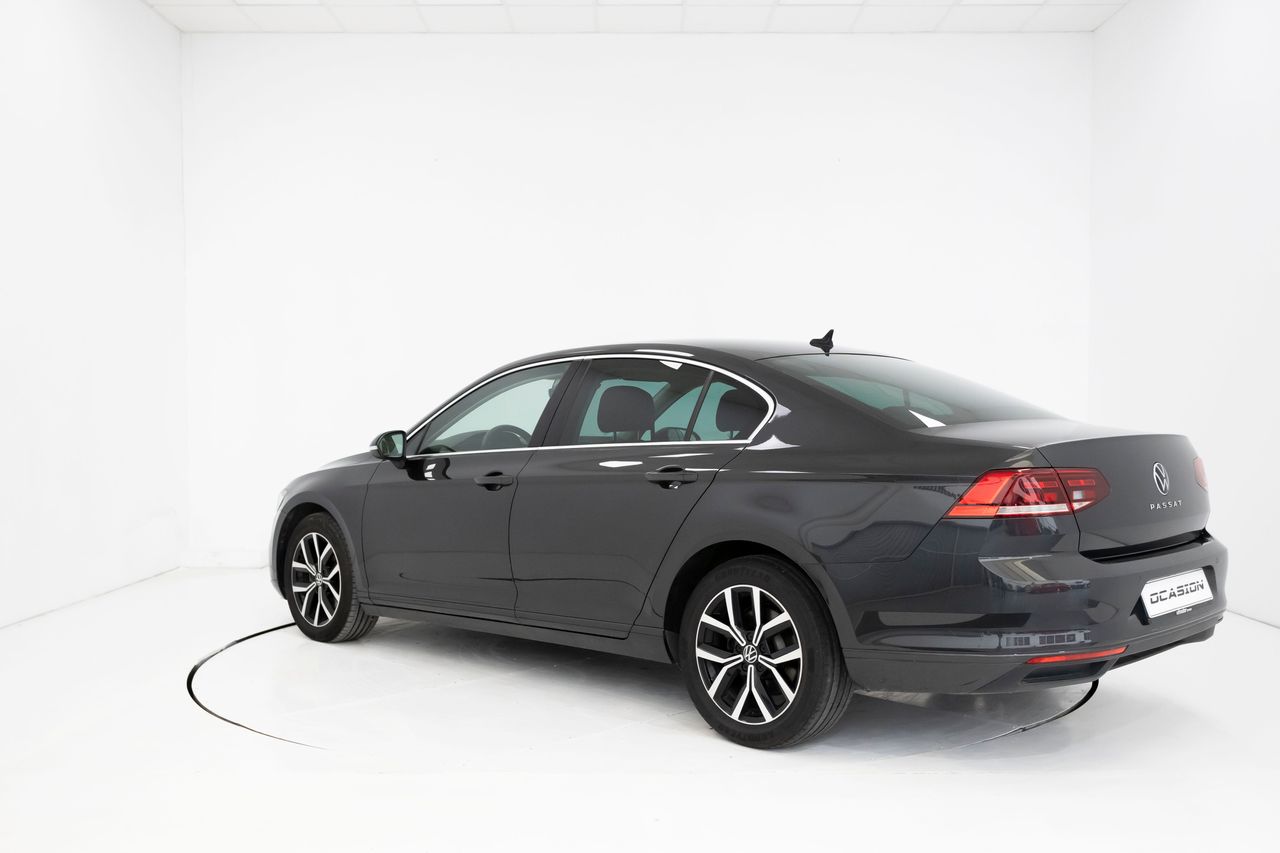 Foto Volkswagen Passat 61