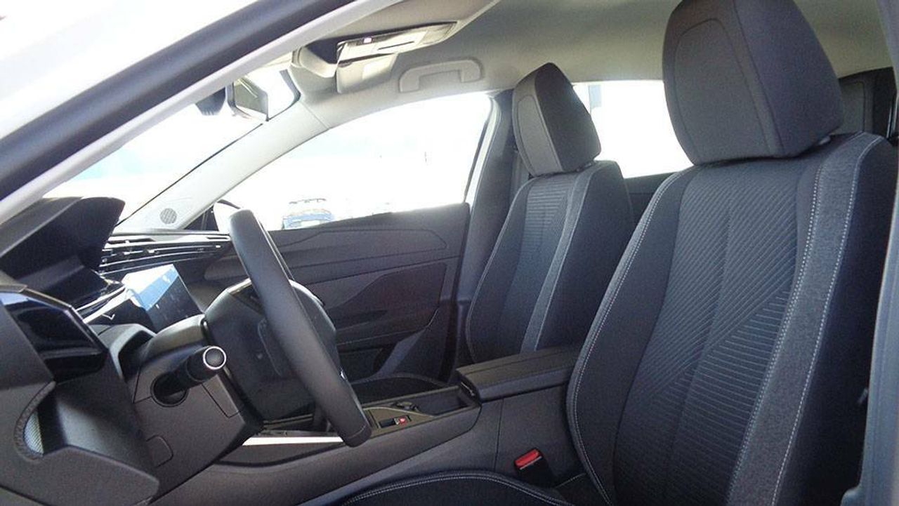Foto Peugeot 308 8