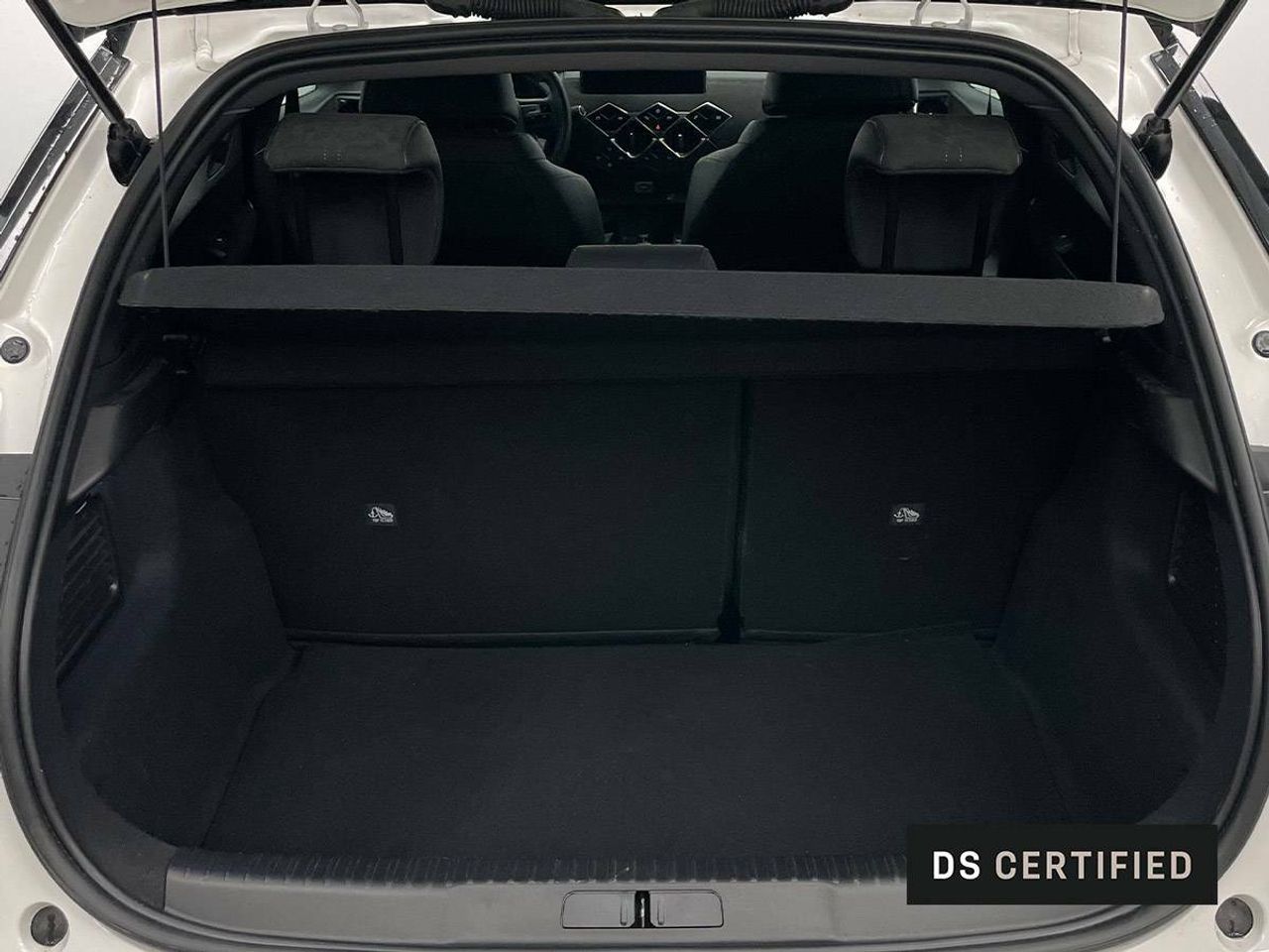 Foto DS Automobiles DS 3 6