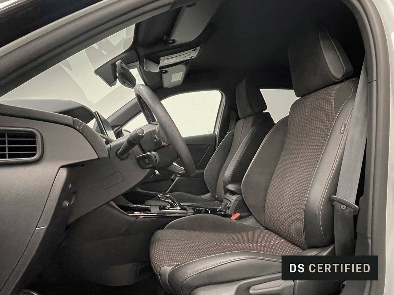 Foto DS Automobiles DS 3 9