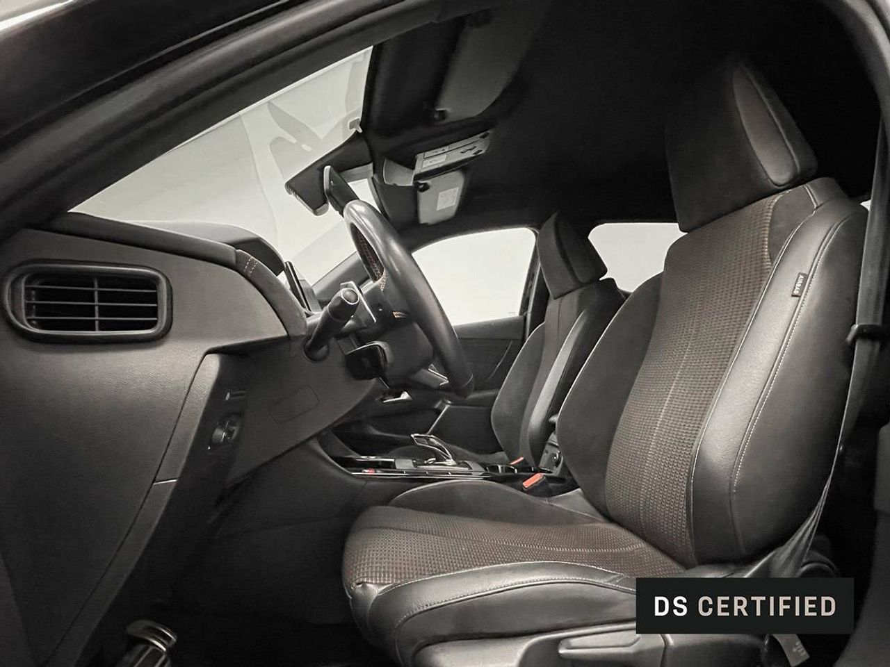 Foto DS Automobiles DS 3 9