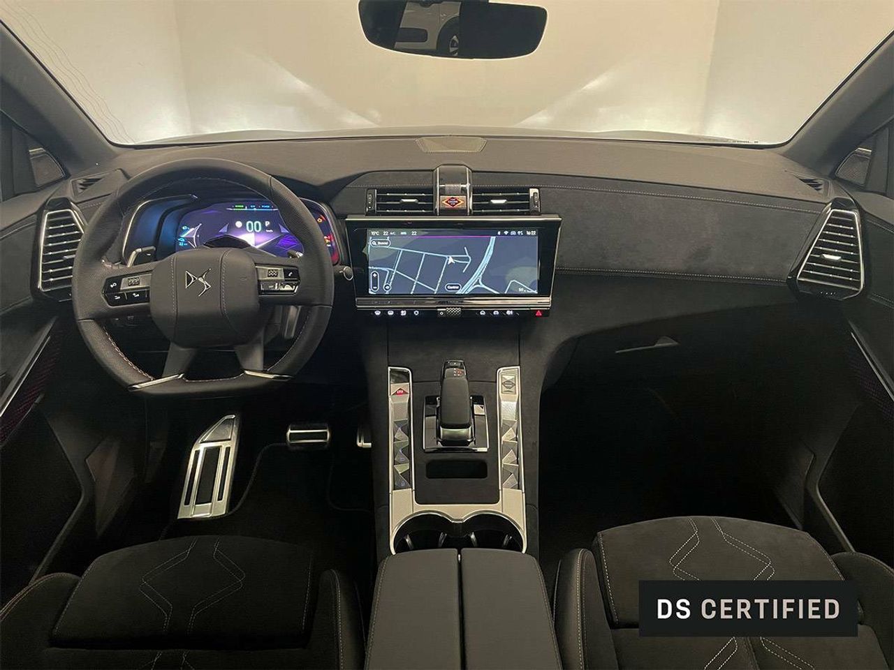 Foto DS Automobiles DS 7 8