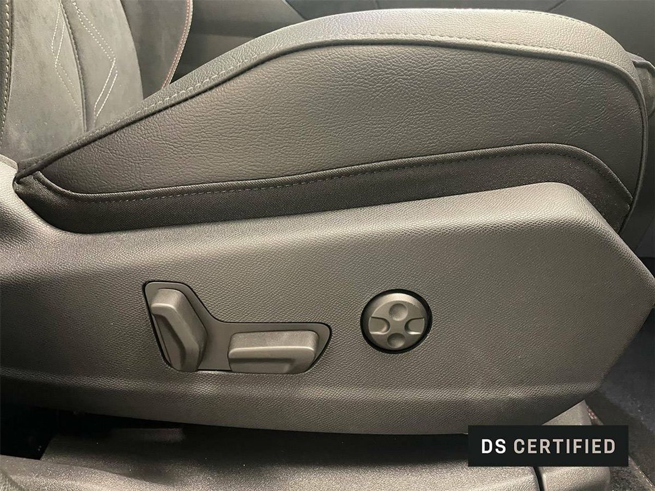 Foto DS Automobiles DS 7 15