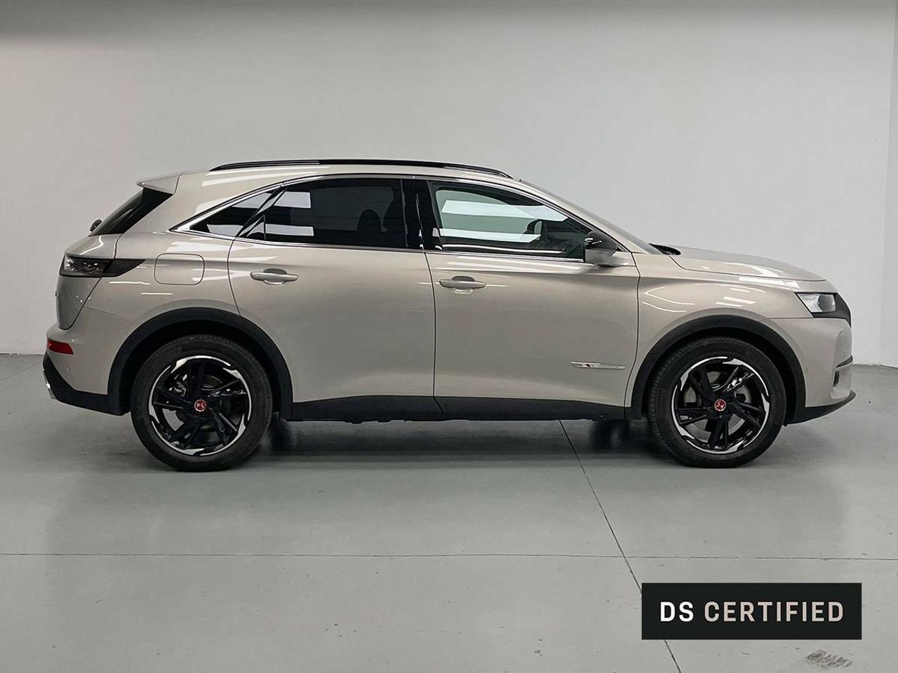 Foto DS Automobiles DS 7 4