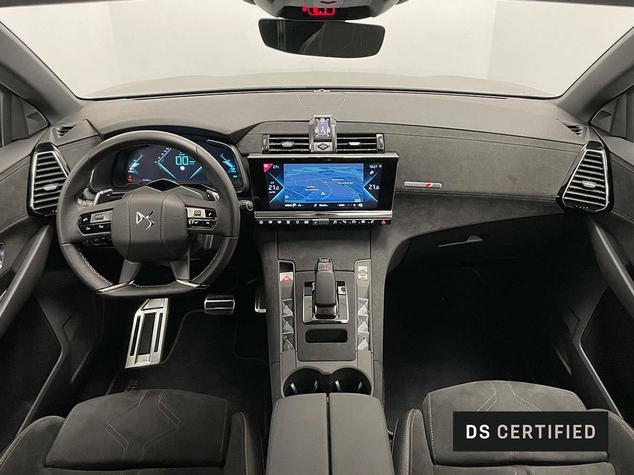 Foto DS Automobiles DS 7 8