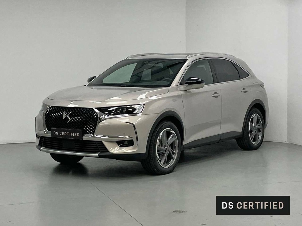 Foto DS Automobiles DS 7 1