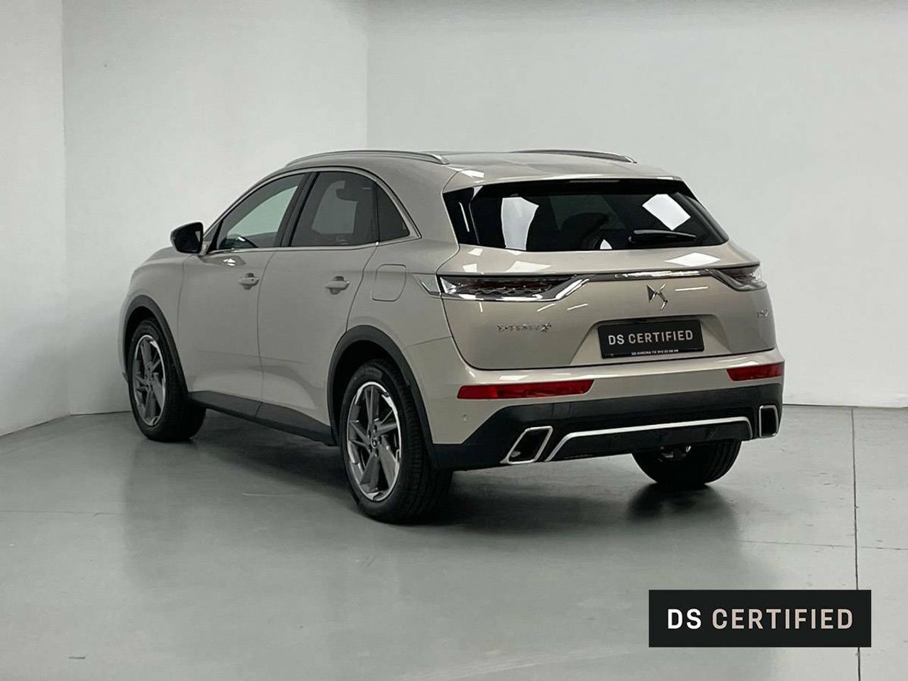 Foto DS Automobiles DS 7 7