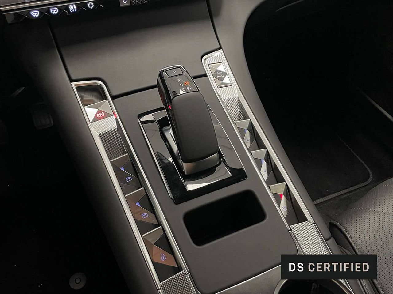 Foto DS Automobiles DS 7 14