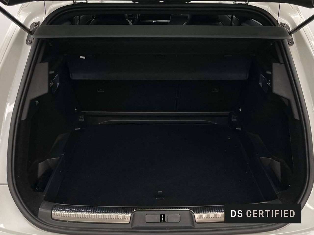 Foto DS Automobiles DS 7 6