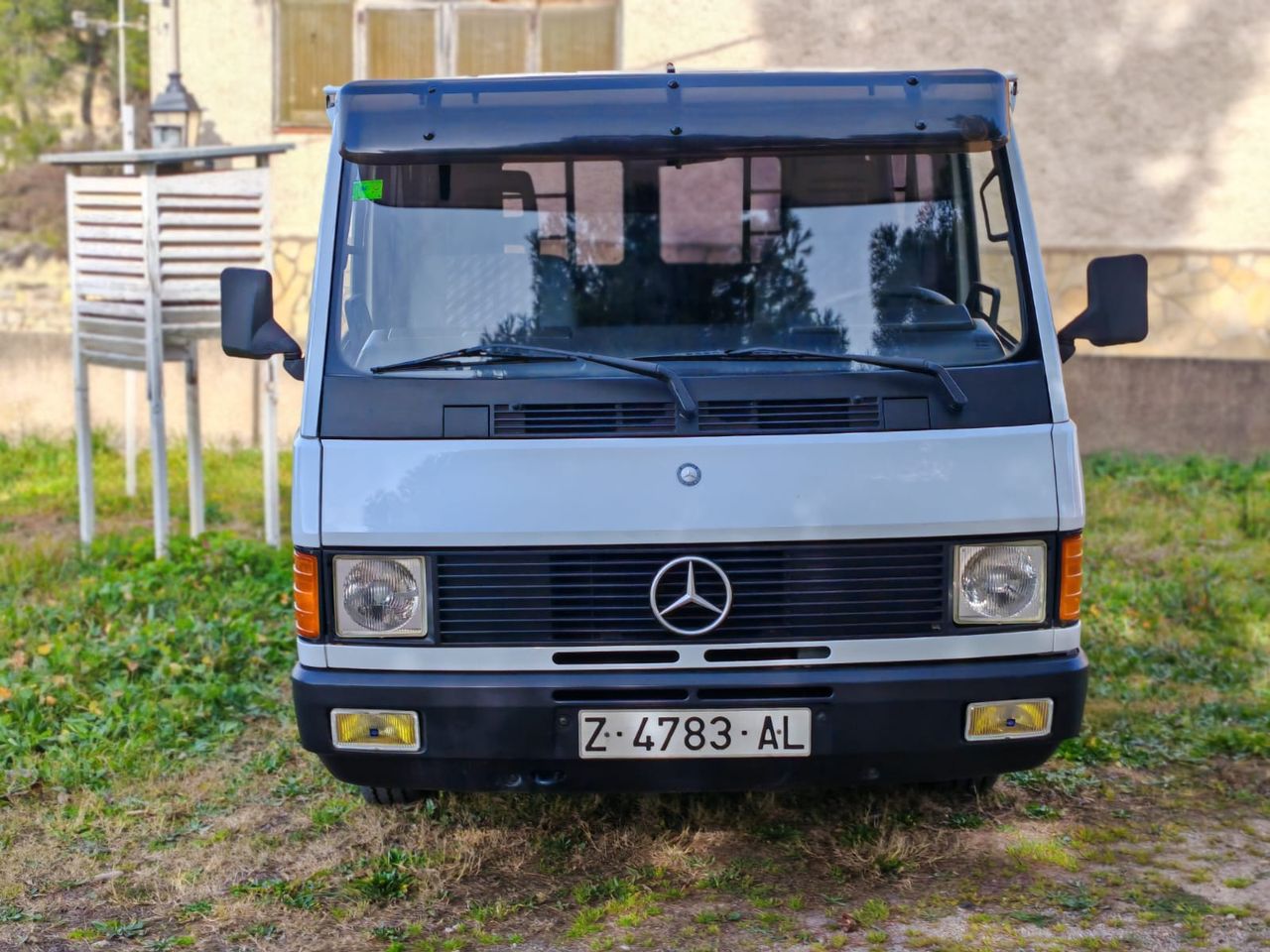 Foto Mercedes-Benz MB 100 12