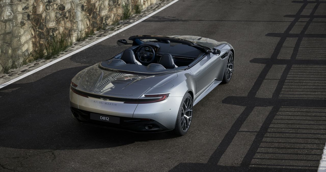 Foto Aston martin DB12 5