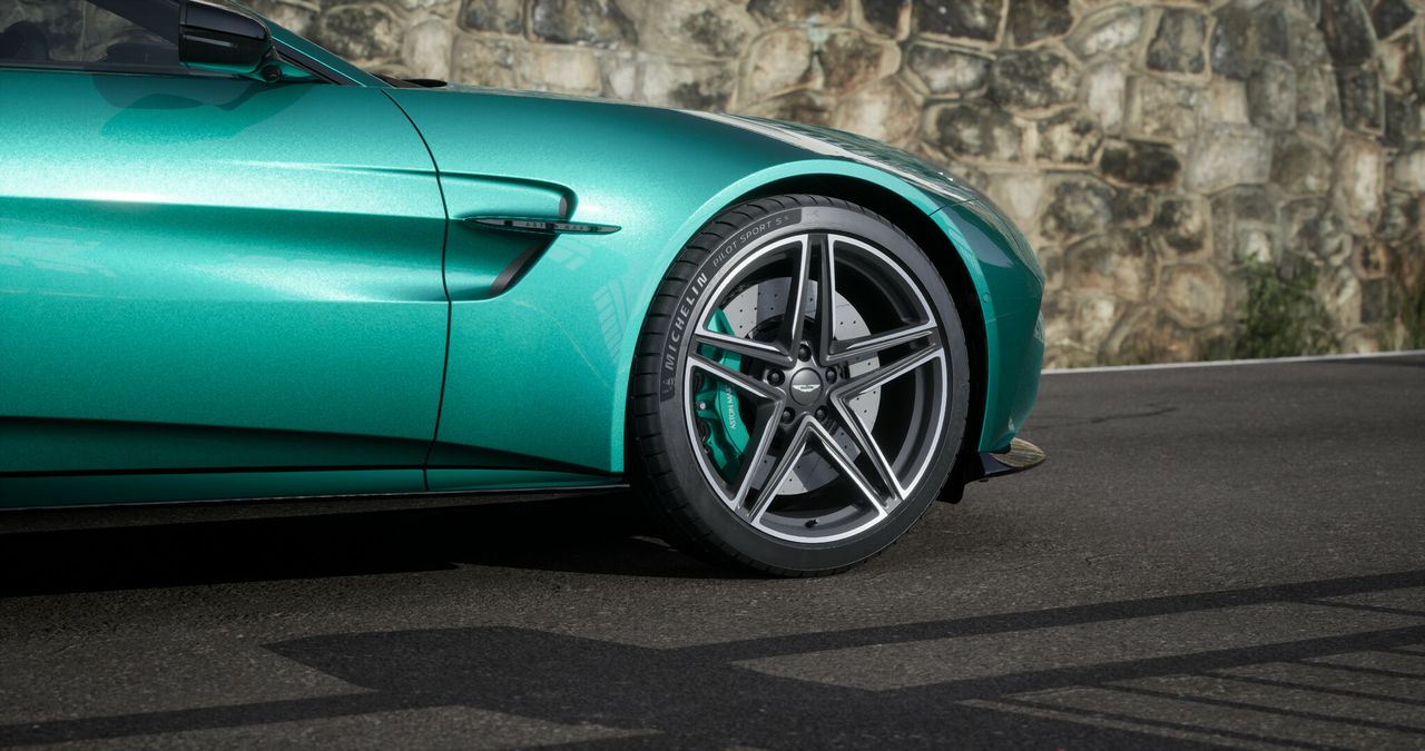 Foto Aston martin Vantage 12