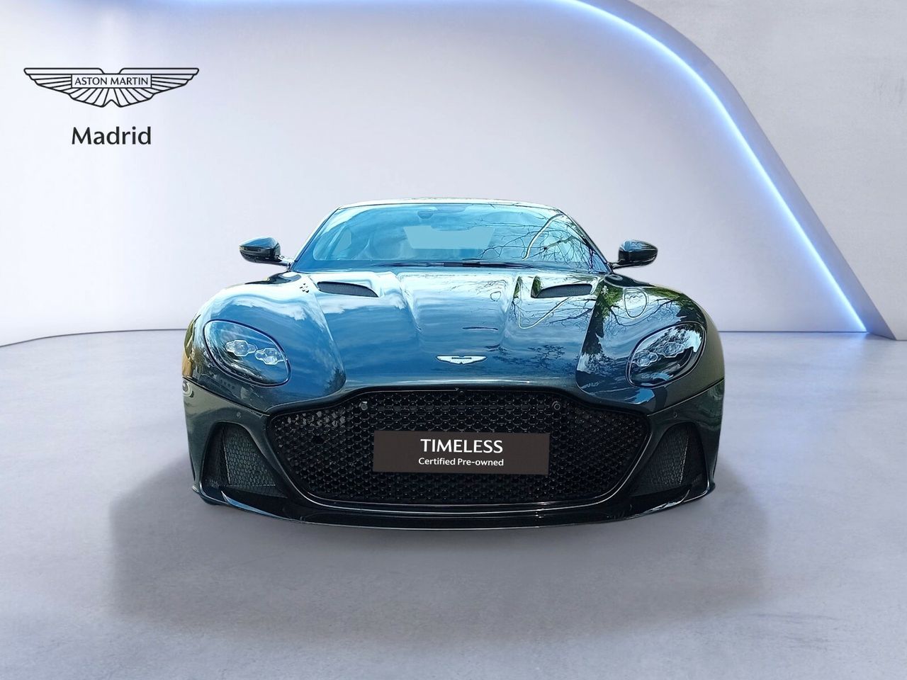 Foto Aston martin DBS 2