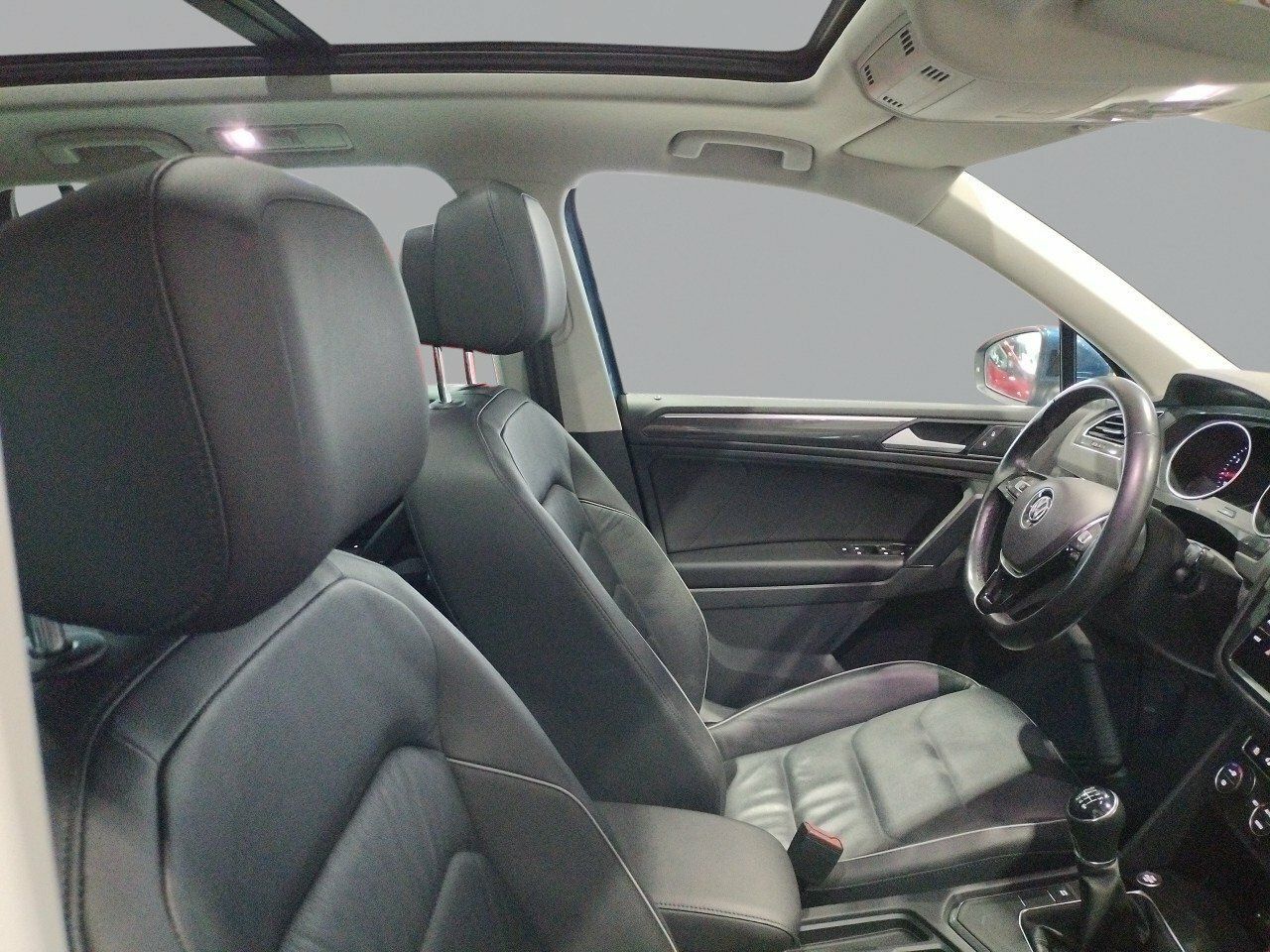 Foto Volkswagen Tiguan 9