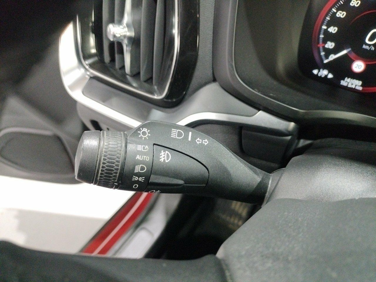 Foto Volvo V60 14