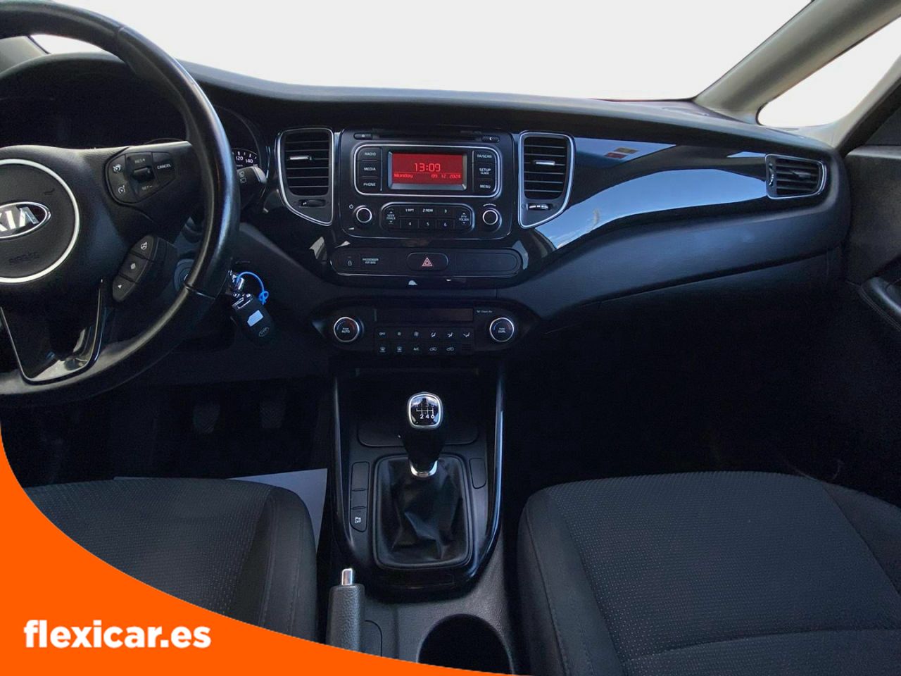 Foto Kia Carens 10