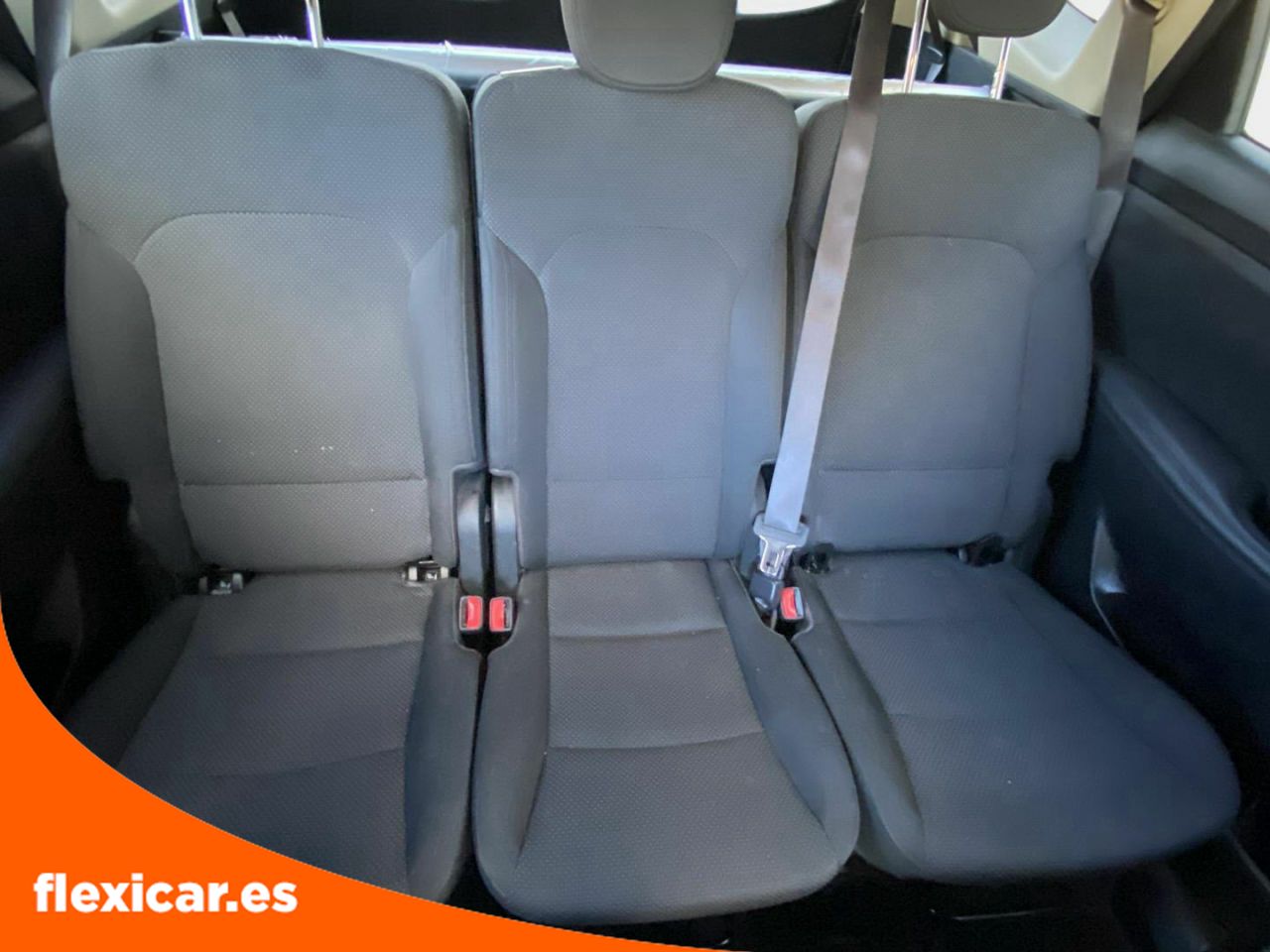Foto Kia Carens 15