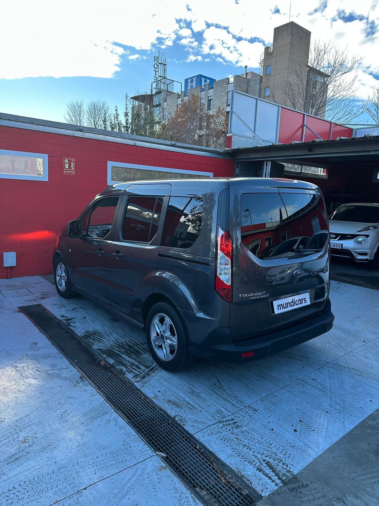 Foto Ford Tourneo Connect 8