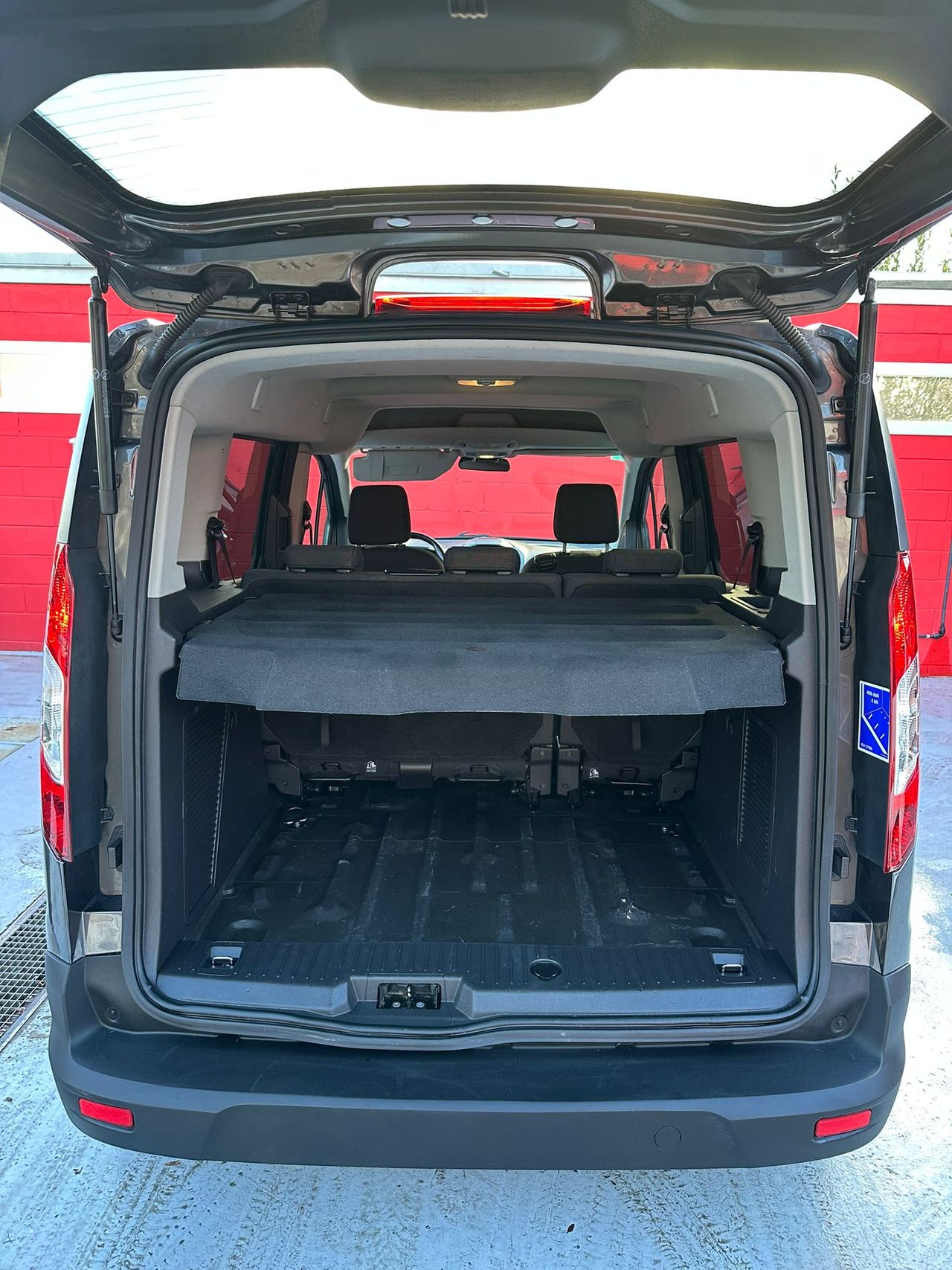 Foto Ford Tourneo Connect 13