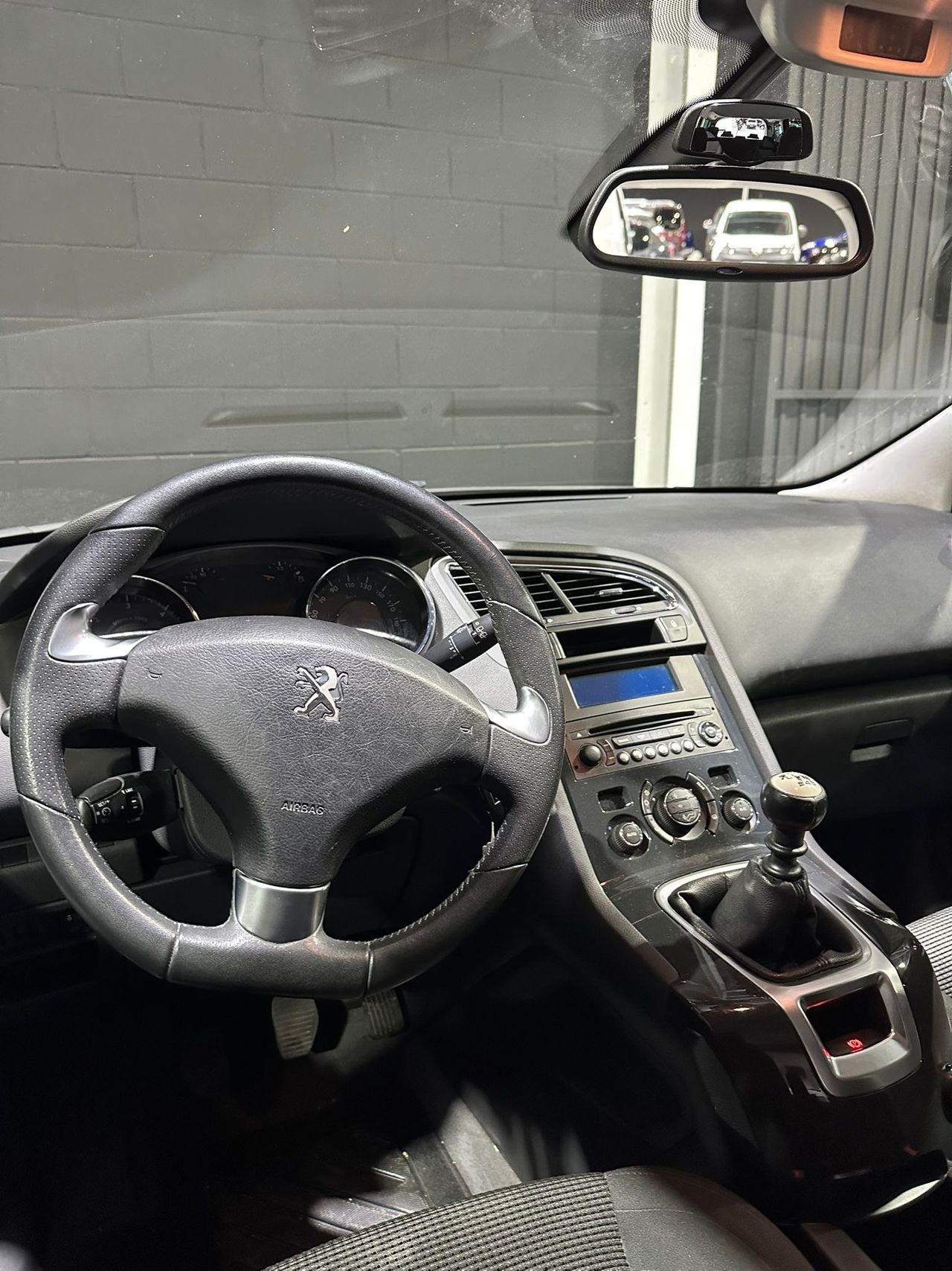 Foto Peugeot 5008 15