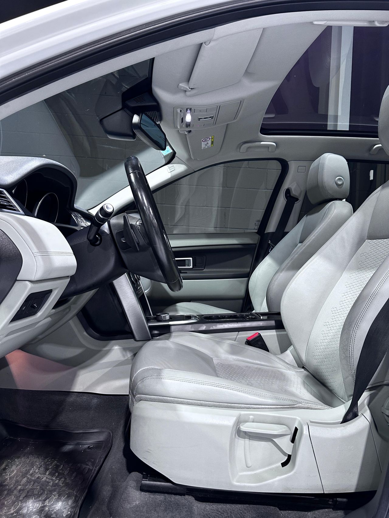 Foto Land-Rover Discovery Sport 13