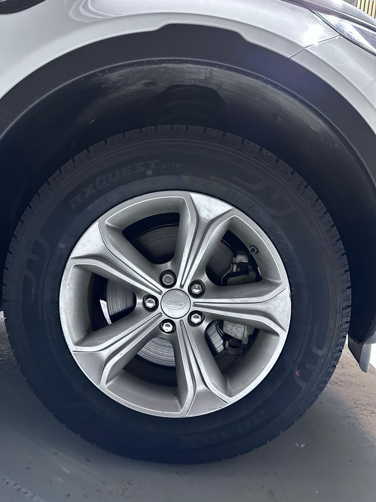 Foto Land-Rover Discovery Sport 16
