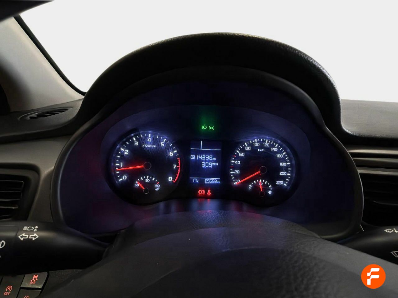 Foto Kia Rio 10