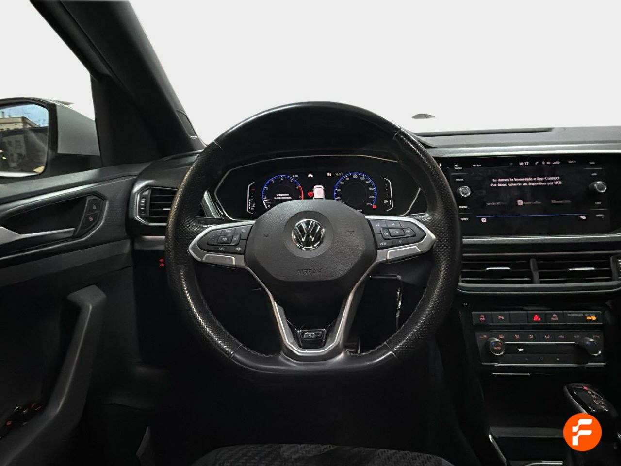 Foto Volkswagen T-Cross 8