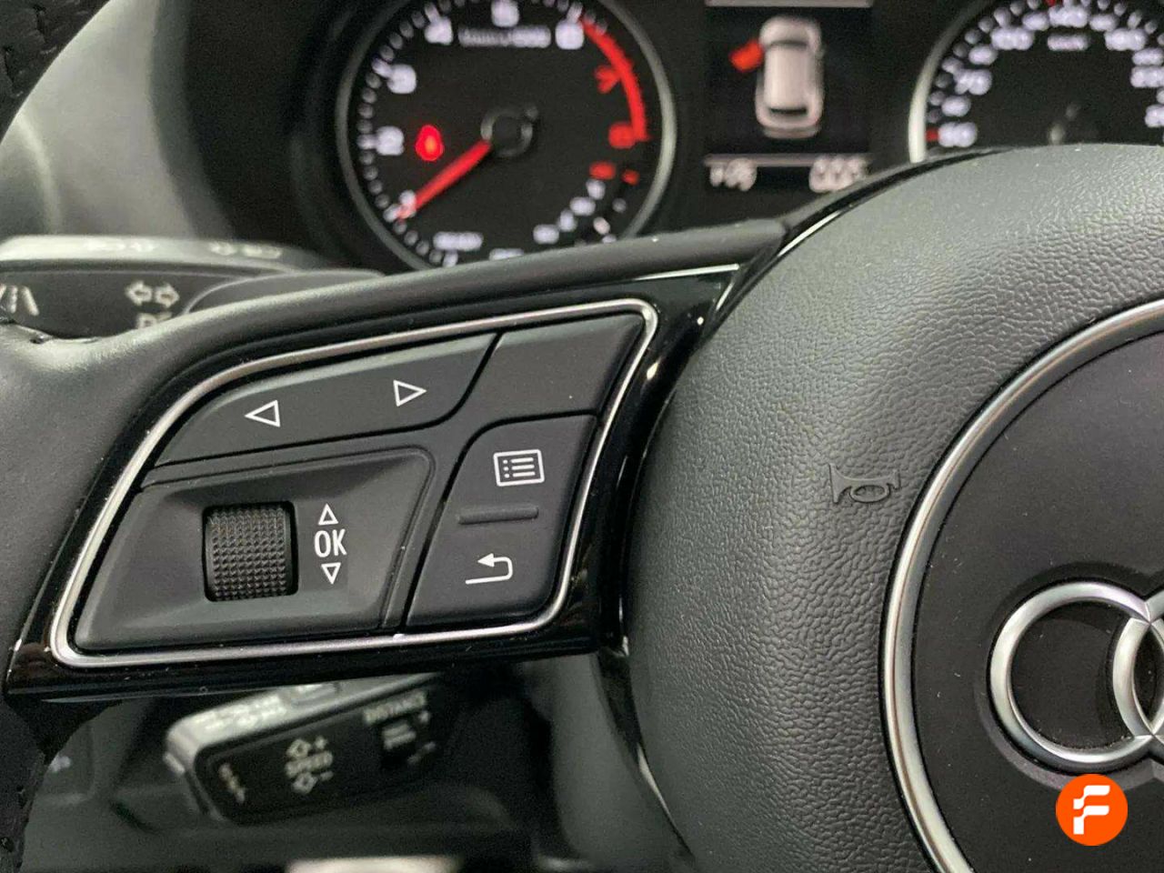 Foto Audi Q2 24