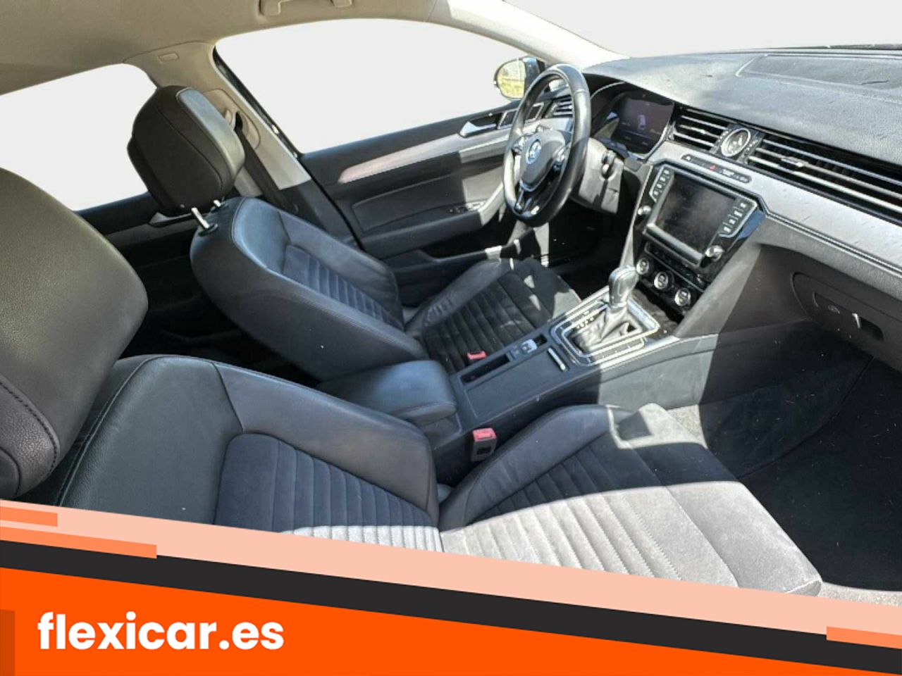 Foto Volkswagen Passat 14