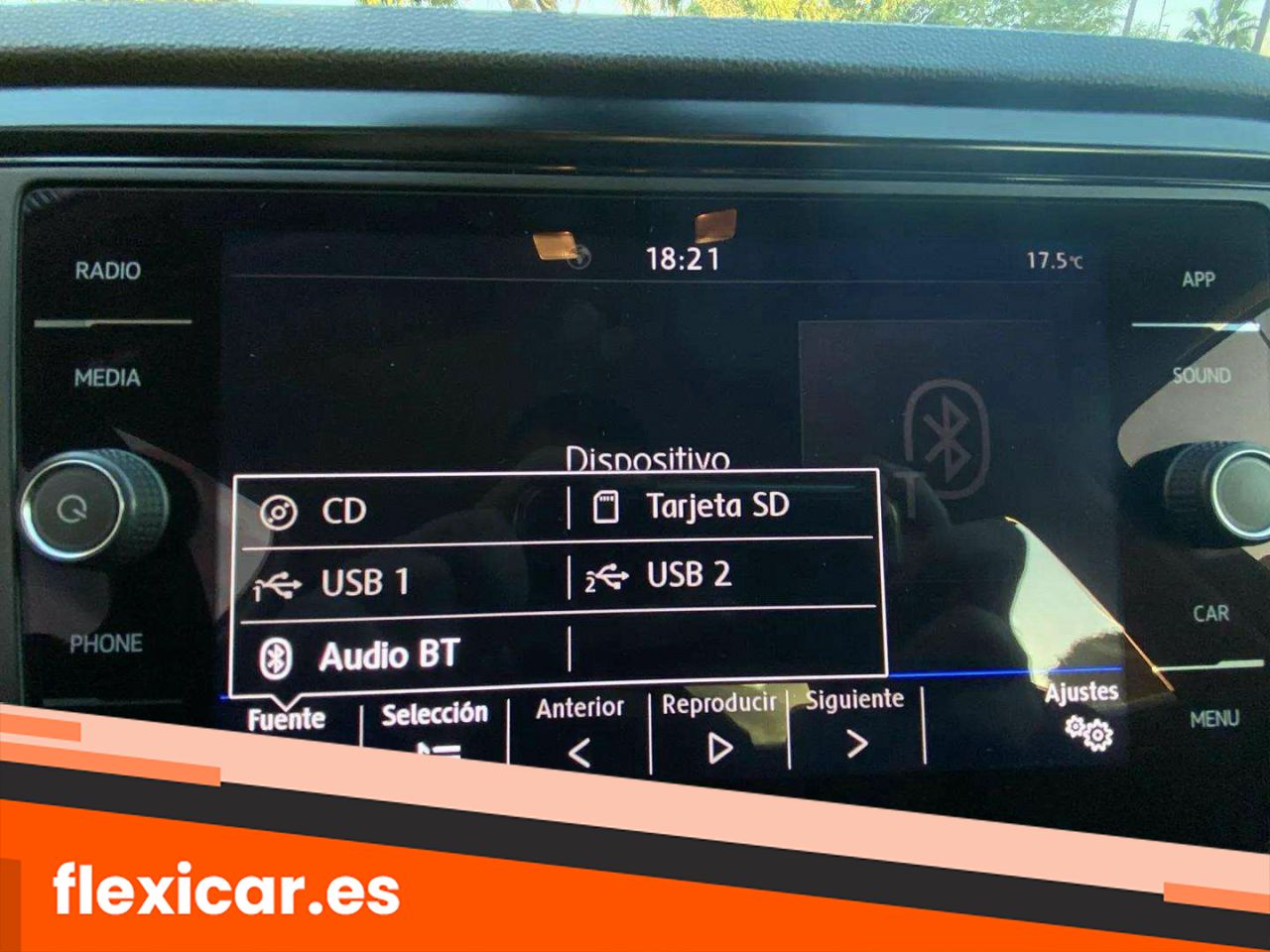 Foto Volkswagen T-Roc 19