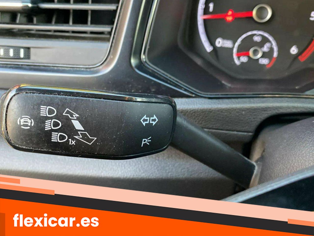 Foto Volkswagen T-Roc 27