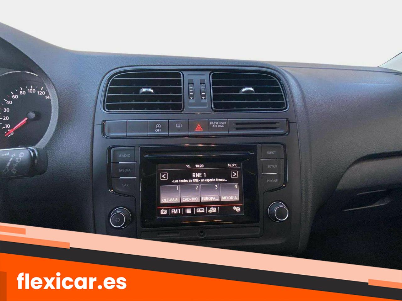 Foto Volkswagen Polo 16