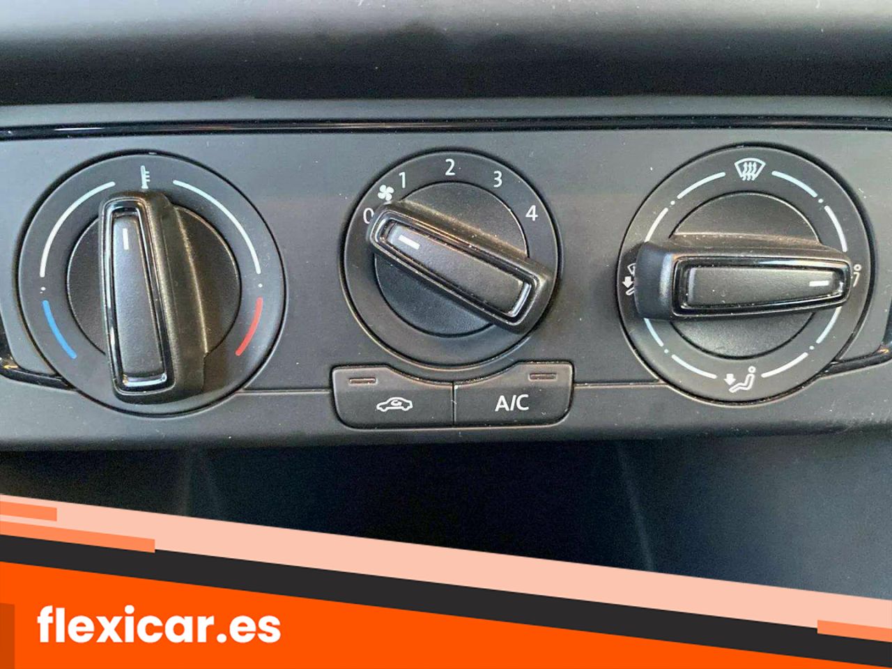Foto Volkswagen Polo 24