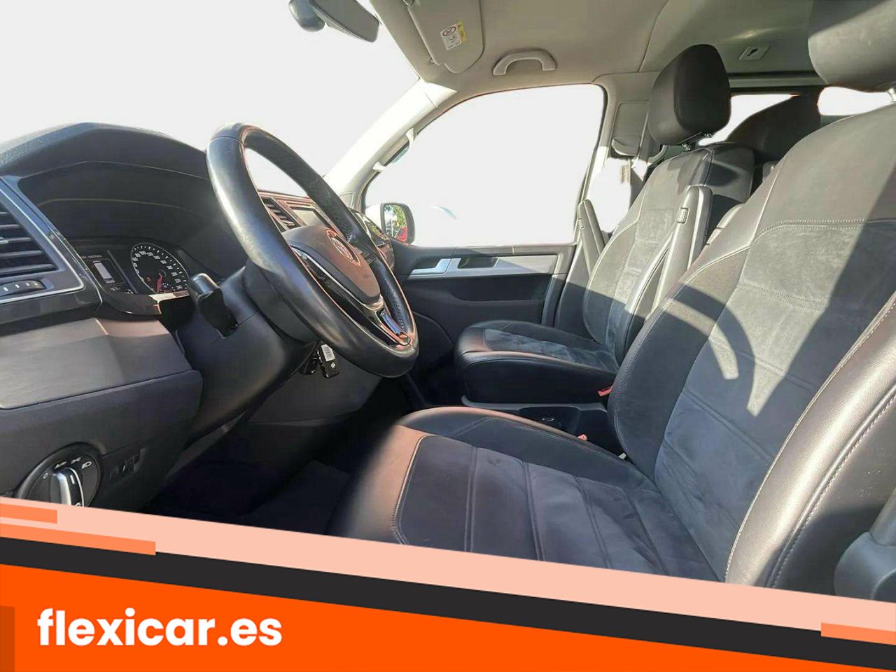 Foto Volkswagen Multivan 13