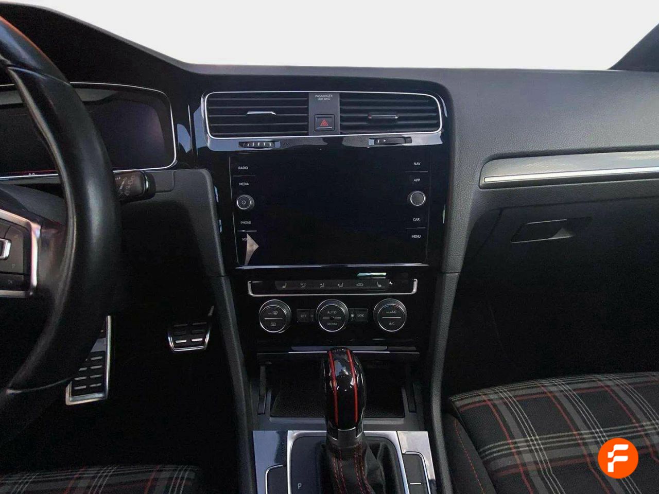 Foto Volkswagen Golf 11