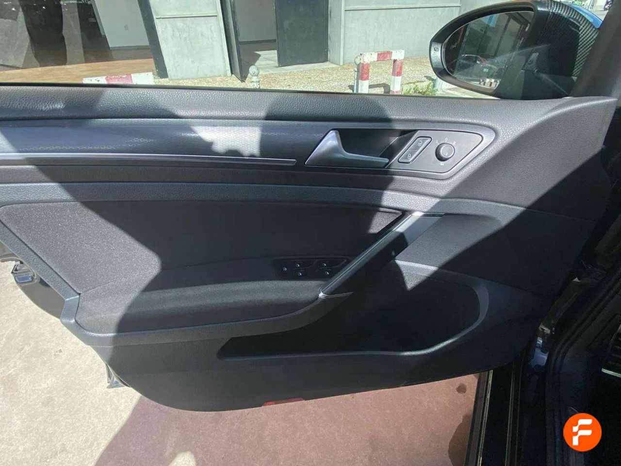 Foto Volkswagen Golf 25
