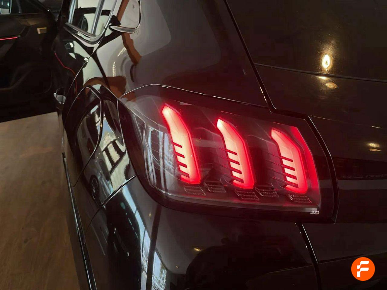 Foto Peugeot 208 22