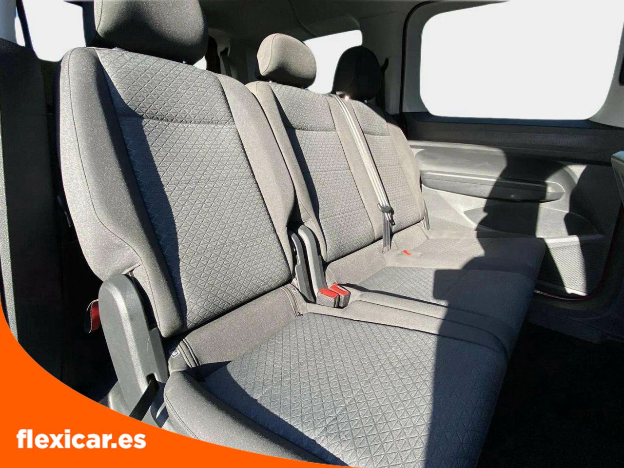Foto Ford Tourneo Connect 15